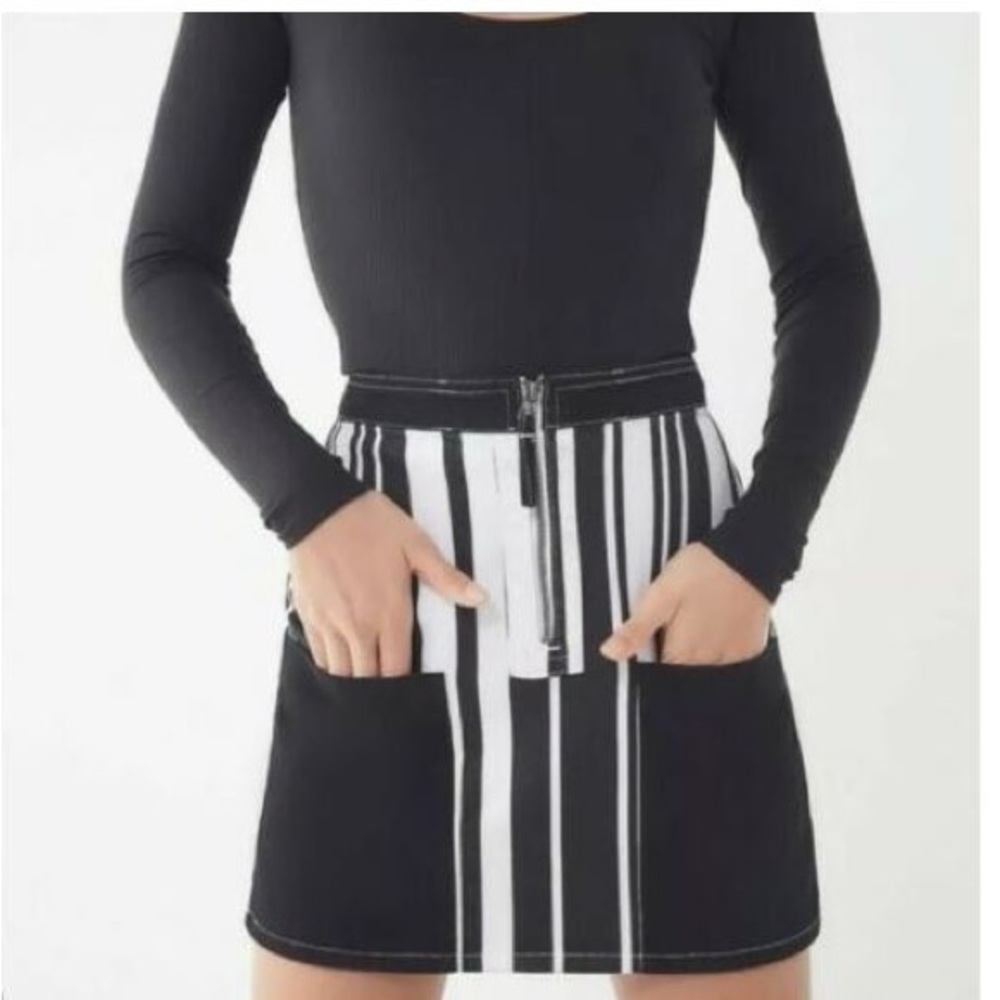 NWOT Urban Outfitters BDG White-Black Stripes Mini Skirt